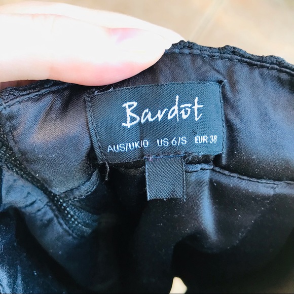 BARDOT Size 10 Black High Waisted Short Fishtail Skirt Dressy Casual Sheer - Picture 6 of 7